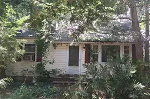 140 Fernhead Ave, Spotswood, NJ 08884 - Photo 1