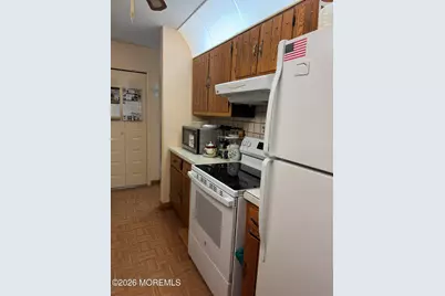 147 Amberly Drive #G, Manalapan Township, NJ 07726 - Photo 21