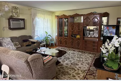 147 Amberly Drive #G, Manalapan Township, NJ 07726 - Photo 7