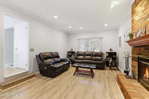 7 N Devon Dr, Manalapan Township, NJ 07726 - Photo 23