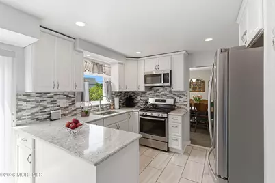 7 N Devon Drive, Manalapan Township, NJ 07726 - Photo 15