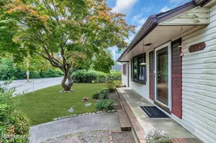 73 Locker St, Beachwood, NJ 08722 - Photo 7