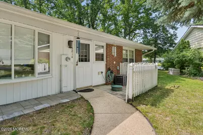 581 Lake Point Drive #A, Lakewood, NJ 08701 - Photo 5