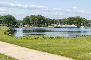 581A Lake Point Dr, Lakewood, NJ 08701 - Photo 25