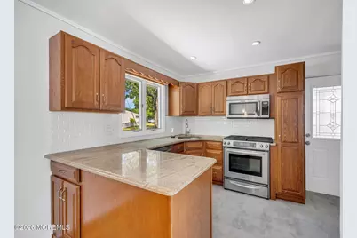 32 Bucknell Road, Sayreville, NJ 08859 - Photo 5