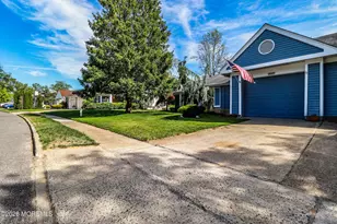 1033A Thornbury Ln, Manchester Township, NJ 08759 - Photo 1