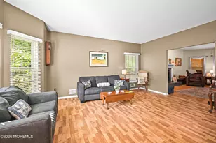 10 Burke Dr, Farmingdale, NJ 07727 - Photo 9