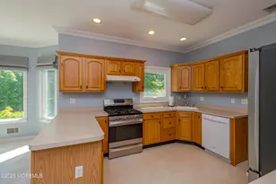 3 Emmons Dr, Millstone Township, NJ 08510 - Photo 13