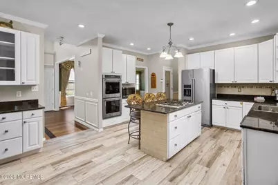 9 Trotter Way, Cream Ridge, NJ 08514 - Photo 13