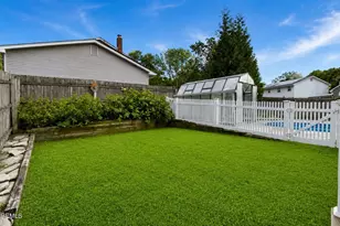 35 Redwood Dr, Toms River Township, NJ 08753 - Photo 17