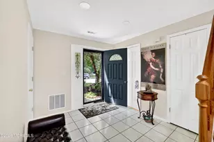 405 Dorchester Way, Manalapan Township, NJ 07726 - Photo 5