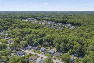 28 Pearl Dr, Howell Township, NJ 07731 - Photo 39