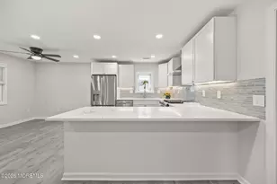 28 Pearl Dr, Howell Township, NJ 07731 - Photo 15