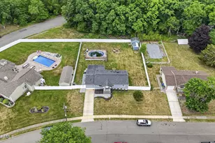 40 Woodside Dr, Howell Township, NJ 07731 - Photo 5