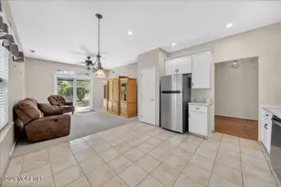 26 Florence Dr, Manchester Township, NJ 08759 - Photo 9