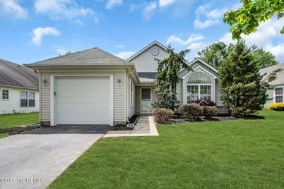 8 Skyline Drive, Lakewood, NJ 08701 - Photo 3