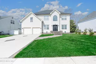 11 Chancellor Park Dr, Mays Landing, NJ 08330 - Photo 1