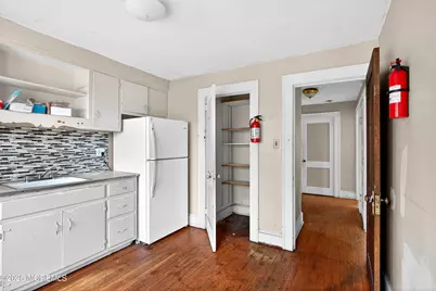 126 Jones Avenue, Middlesex, NJ 08846 - Photo 7