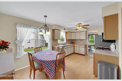 28 Nicole Court, Lakewood, NJ 08701 - Photo 17