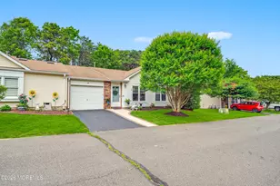 28 Nicole Ct, Lakewood, NJ 08701 - Photo 1