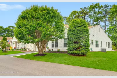 28 Nicole Court, Lakewood, NJ 08701 - Photo 5