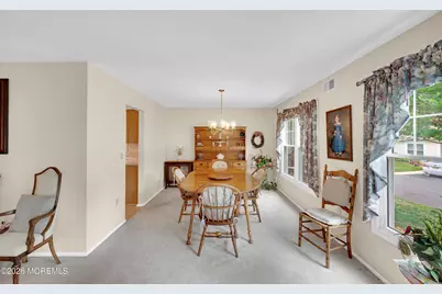 28 Nicole Court, Lakewood, NJ 08701 - Photo 11