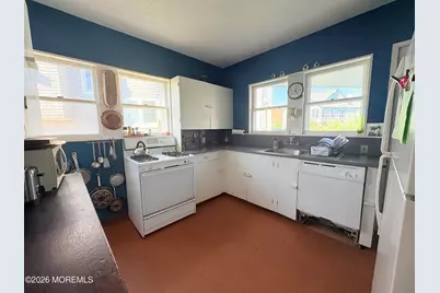 8202 Bay Terrace, Harvey Cedars, NJ 08008 - Photo 29