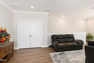 4 Pasture Dr, Farmingdale, NJ 07727 - Photo 5