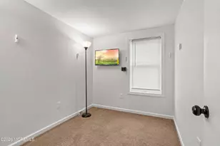 443 Wood St, Burlington, NJ 08016 - Photo 11