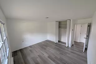 1042 Aberdeen Dr, Lakewood, NJ 08701 - Photo 11