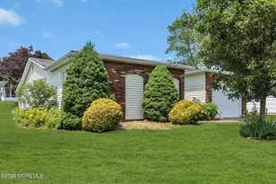 67 Blake Cir, Brick, NJ 08724 - Photo 5