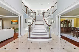 15 Livingston Ct, Marlboro Township, NJ 07746 - Photo 5