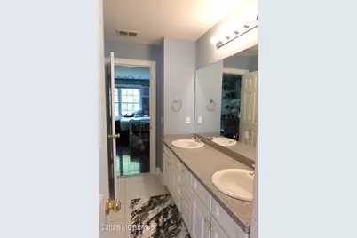 15 Livingston Court, Marlboro Township, NJ 07746 - Photo 31