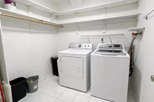 115 Amberly Dr, Manalapan Township, NJ 07726 - Photo 13