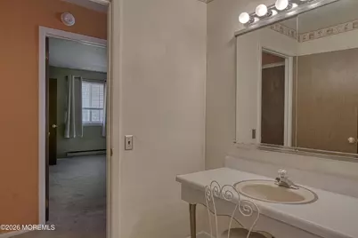 992 Constitution Boulevard #B, Whiting, NJ 08759 - Photo 13