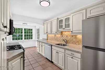 93 N Sunnycrest Drive, Little Silver, NJ 07739 - Photo 3