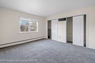 80 Manchester Ct, Freehold, NJ 07728 - Photo 9
