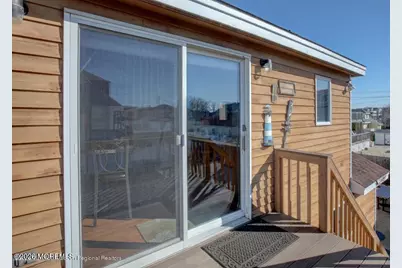 2210 Central Avenue #Upstairs, Ship Bottom, NJ 08008 - Photo 9