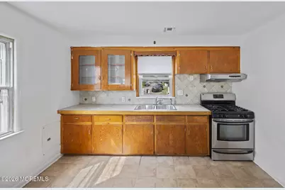 21 N Shore Street, Keansburg, NJ 07734 - Photo 5