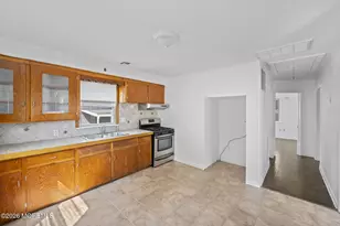 21 N Shore St, Keansburg, NJ 07734 - Photo 7