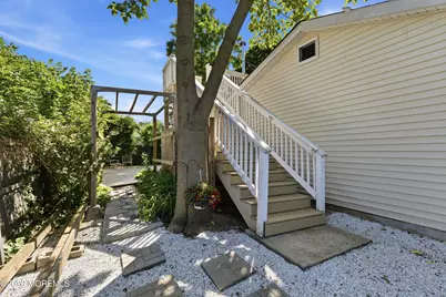 42 Academy Street, Farmingdale, NJ 07727 - Photo 37