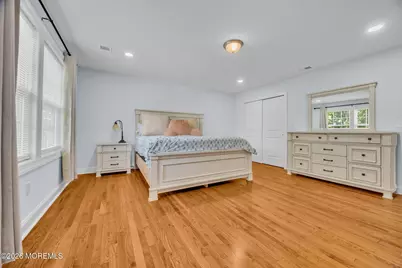 38 E Sunset Avenue E, Red Bank, NJ 07701 - Photo 11