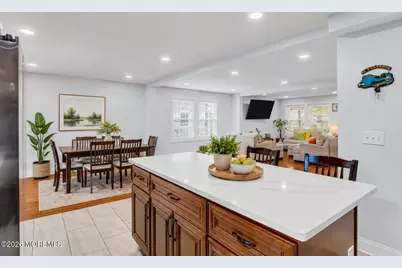 38 E Sunset Avenue E, Red Bank, NJ 07701 - Photo 5