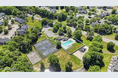 133 Bedford Place, Morganville, NJ 07751 - Photo 27