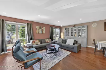 133 Bedford Place, Morganville, NJ 07751 - Photo 5