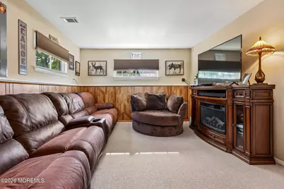8 Lake Avenue, Hazlet Township, NJ 07730 - Photo 7