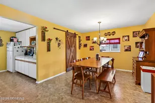 8 Lake Ave, Hazlet Township, NJ 07730 - Photo 17