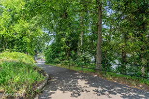 34 Lexington Ct, Red Bank, NJ 07701 - Photo 29