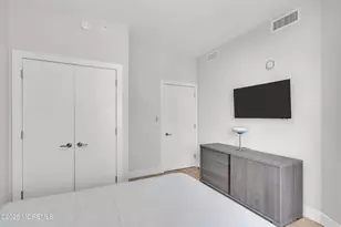 350 Ocean Ave, Long Branch, NJ 07740 - Photo 23