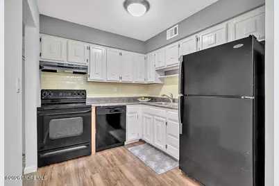 [Address not provided], Aberdeen Township, NJ 07747 - Photo 13